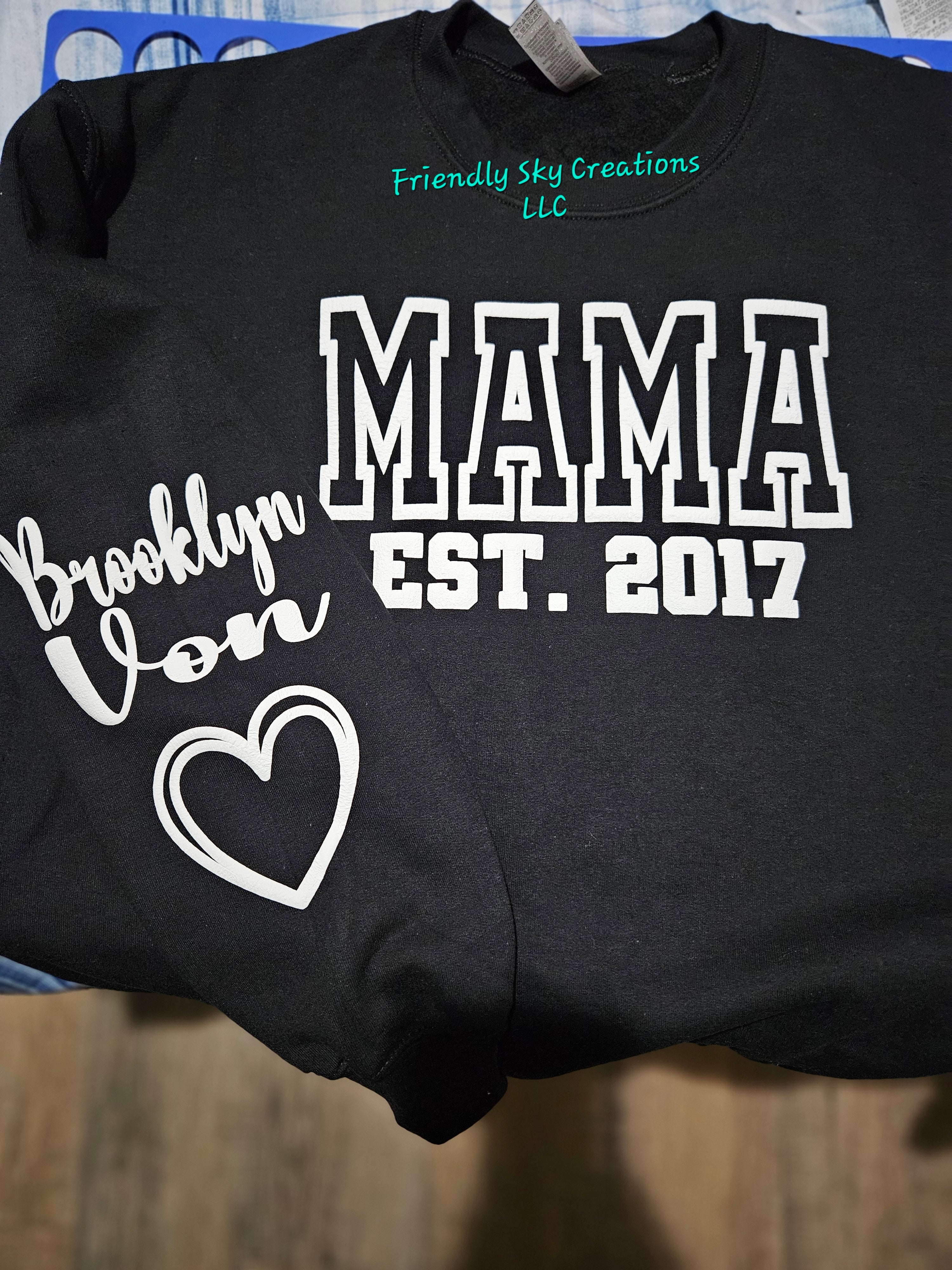 MAMA Sweatshirts