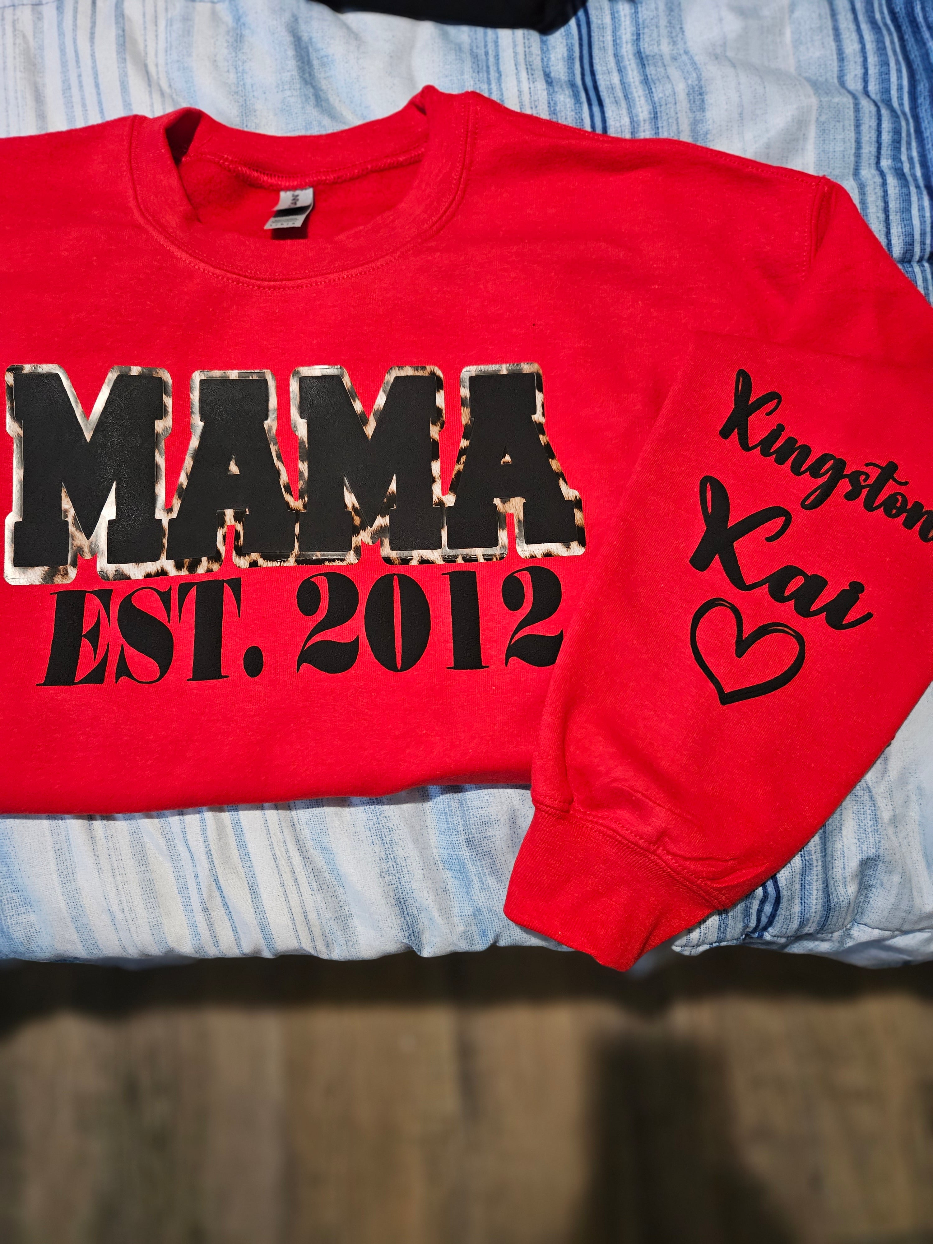 MAMA Sweatshirts